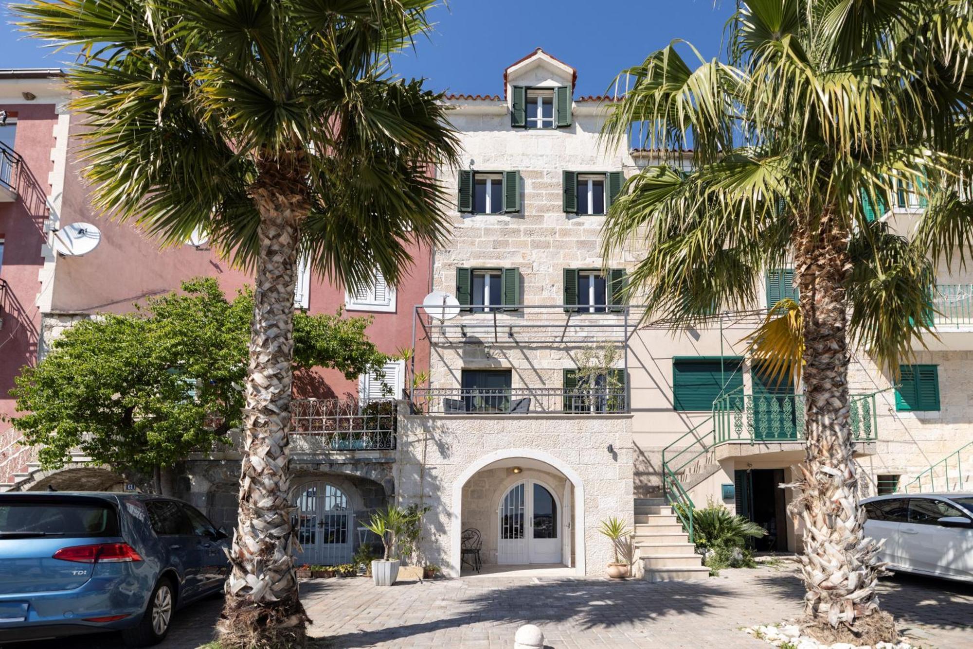 Jasminka Apartments Podgora Eksteriør billede