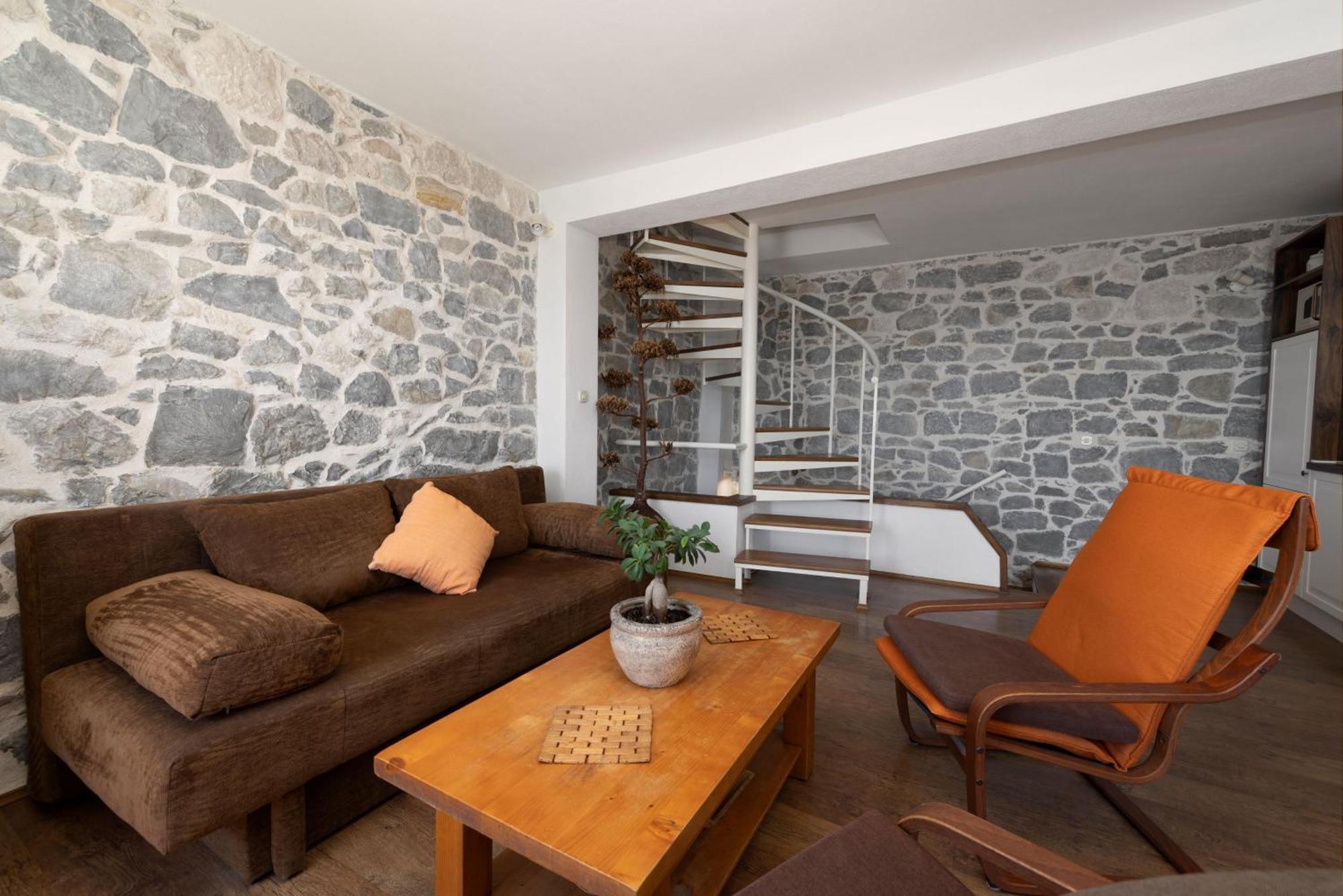 Jasminka Apartments Podgora Eksteriør billede