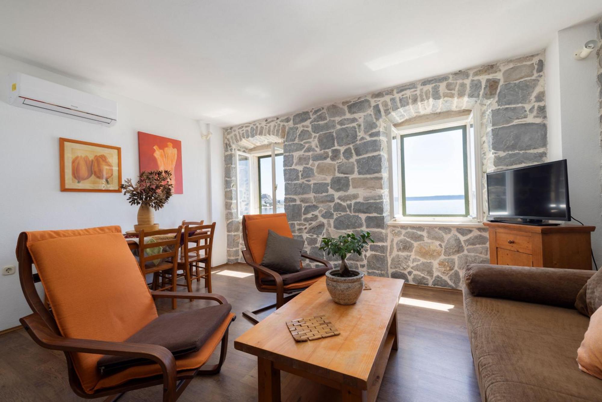 Jasminka Apartments Podgora Eksteriør billede