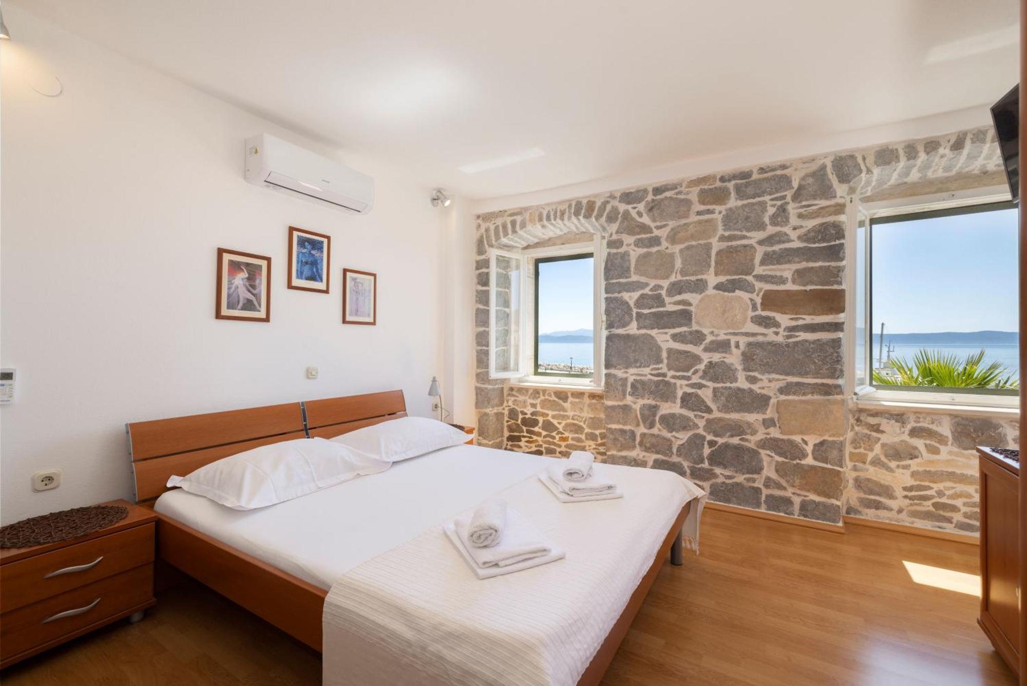 Jasminka Apartments Podgora Eksteriør billede