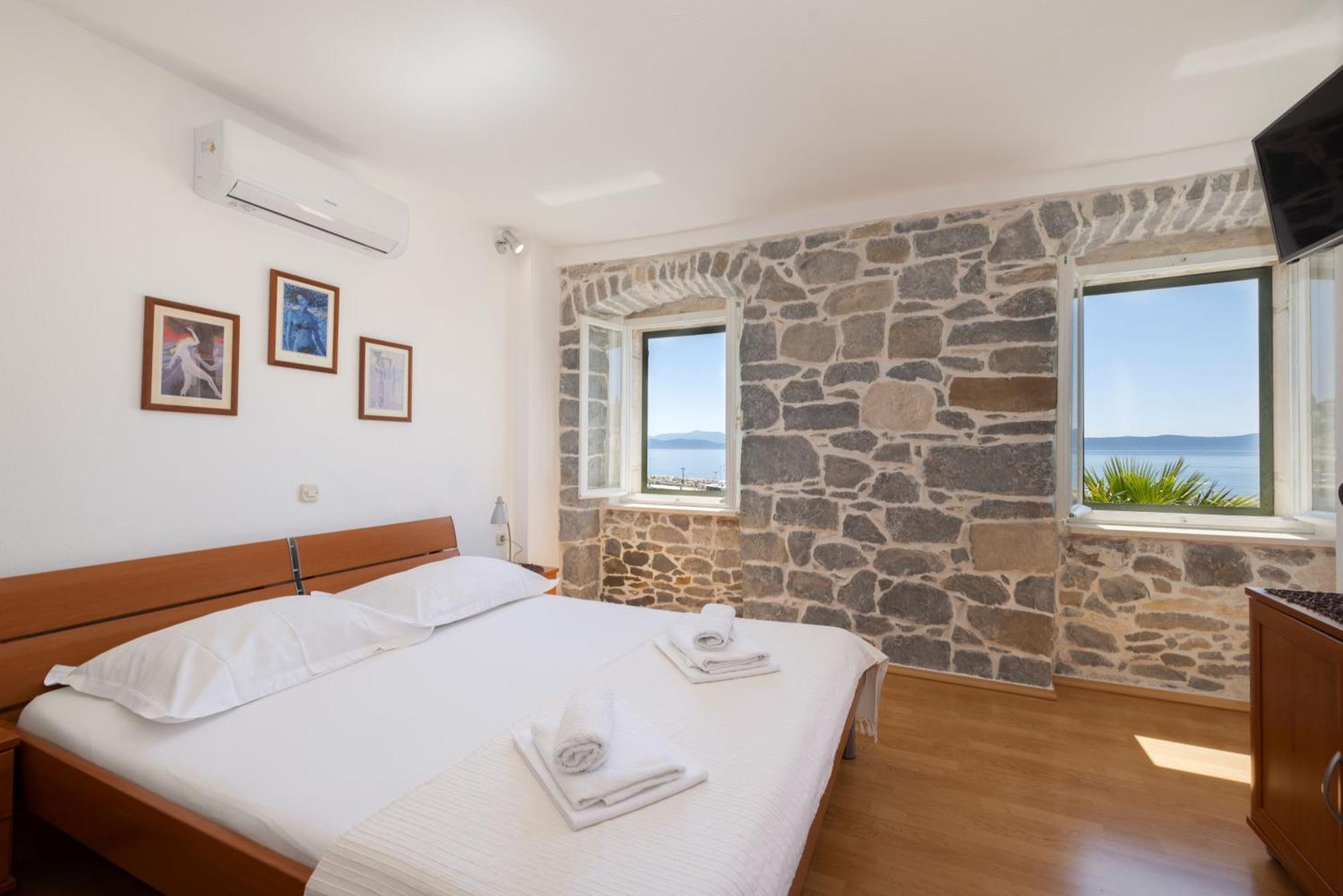 Jasminka Apartments Podgora Eksteriør billede